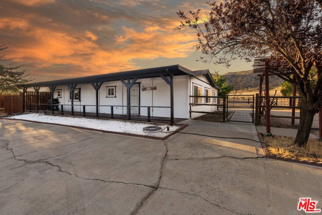 Tehachapi, CA 93561,1265 W Arabian Dr