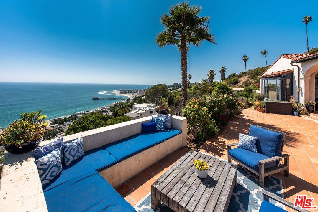 Malibu, CA 90265,22800 Beckledge Ter