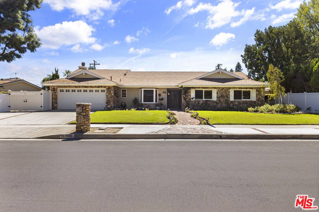 Porter Ranch, CA 91326,18500 Kingsbury St