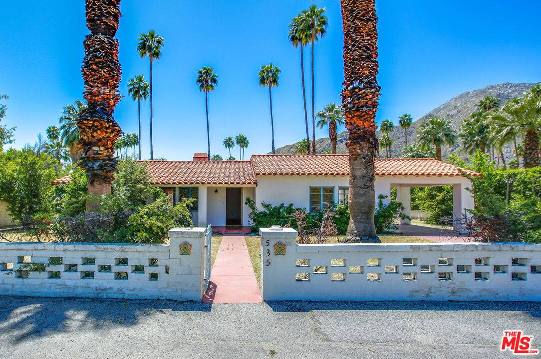 Palm Springs, CA 92262,535 CAMINO SUR