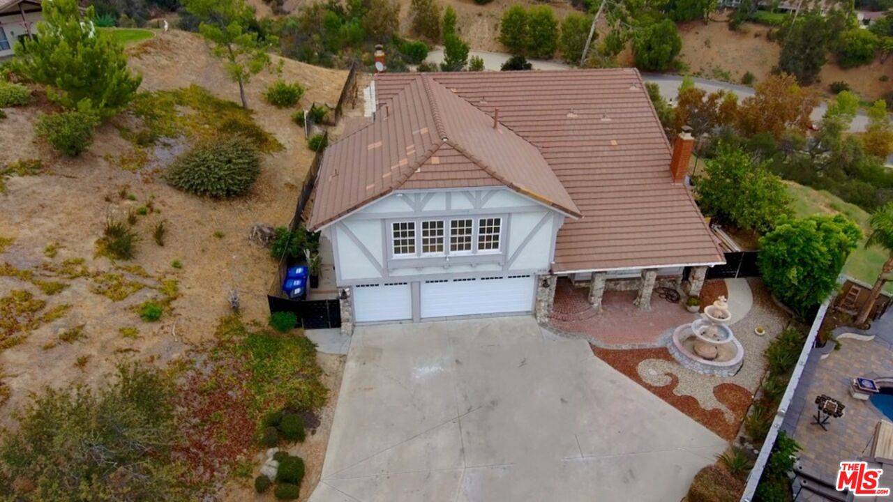 Porter Ranch, CA 91326,18100 Guildford Ln