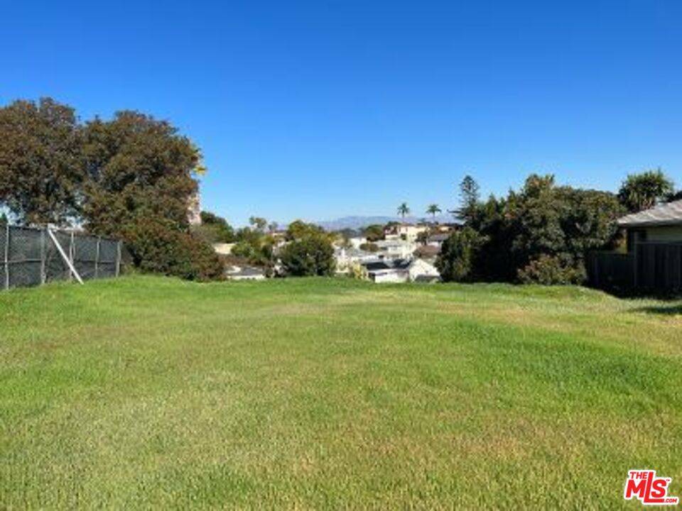 View Park, CA 90043,3771 Olympiad Dr