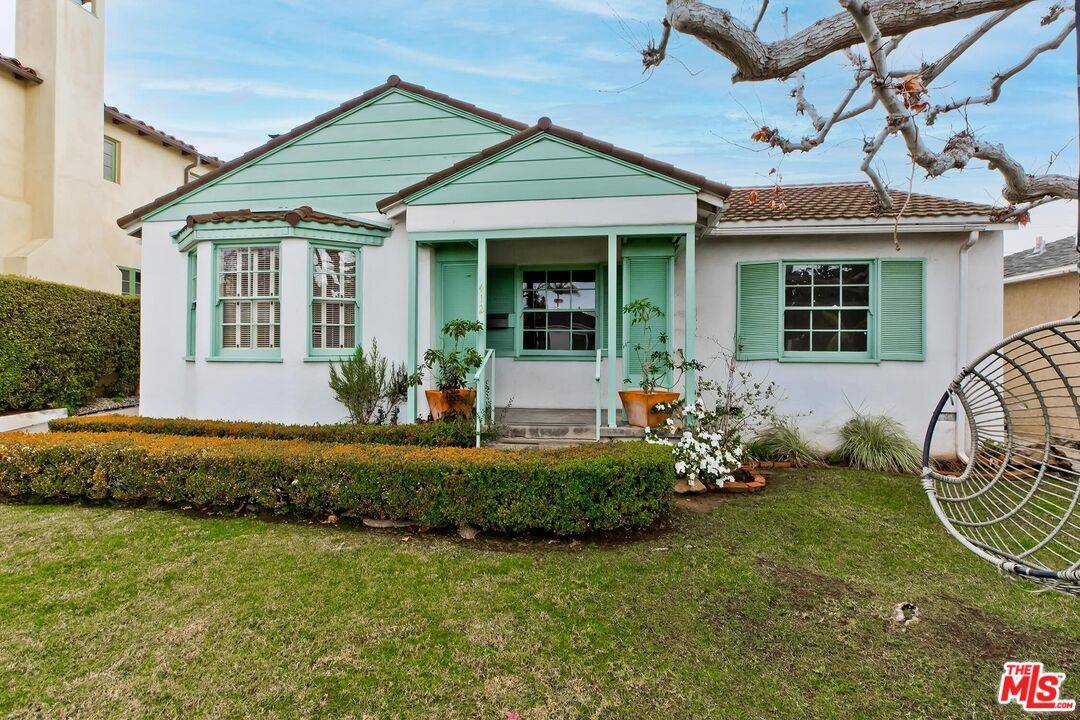 Pacific Palisades, CA 90272,412 Swarthmore Ave