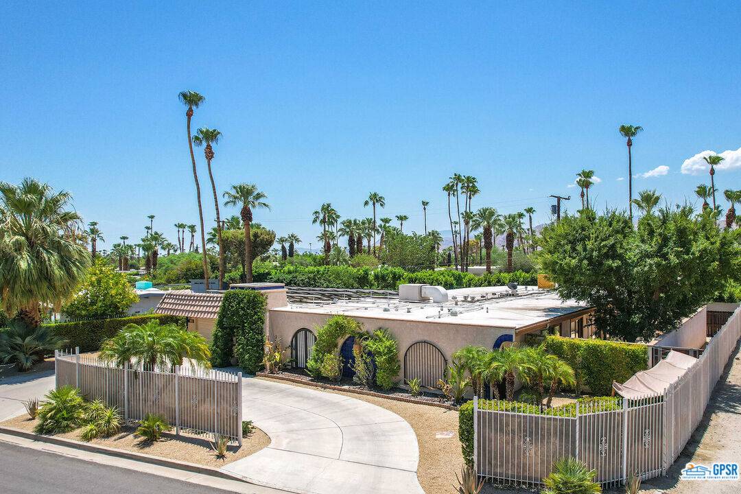 Palm Springs, CA 92262,1809 E Park Dr