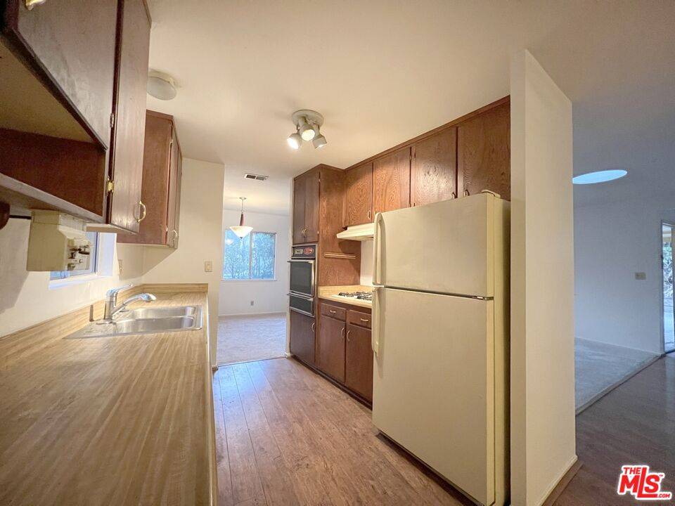 Oak View, CA 93022,192 Valley Rd