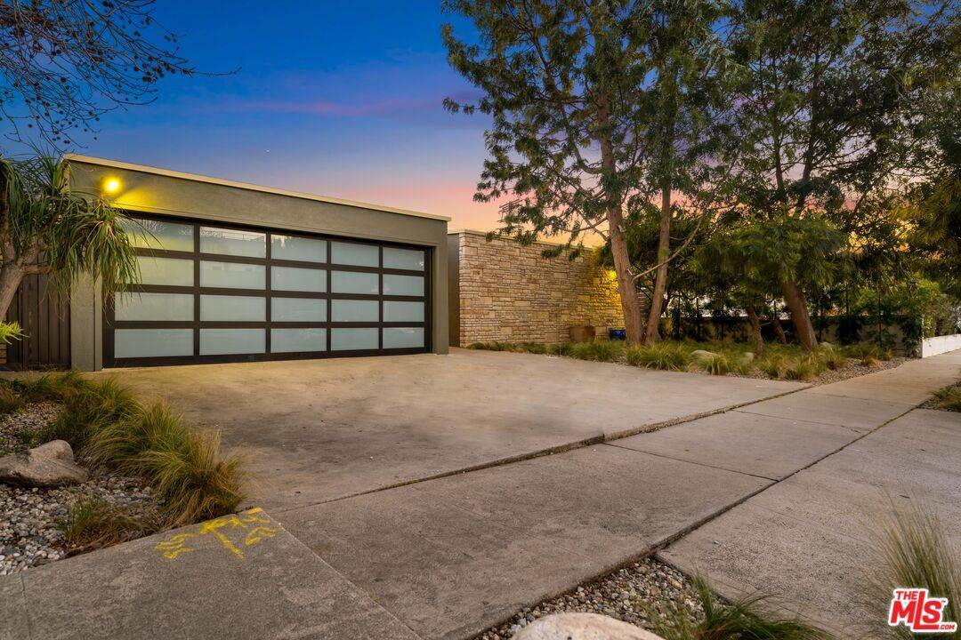 Venice, CA 90292,1116 Berkeley Dr