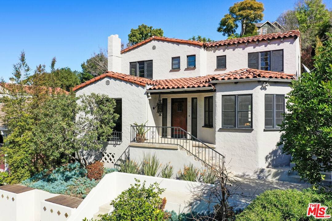 Los Angeles, CA 90039,2536 Armstrong Ave