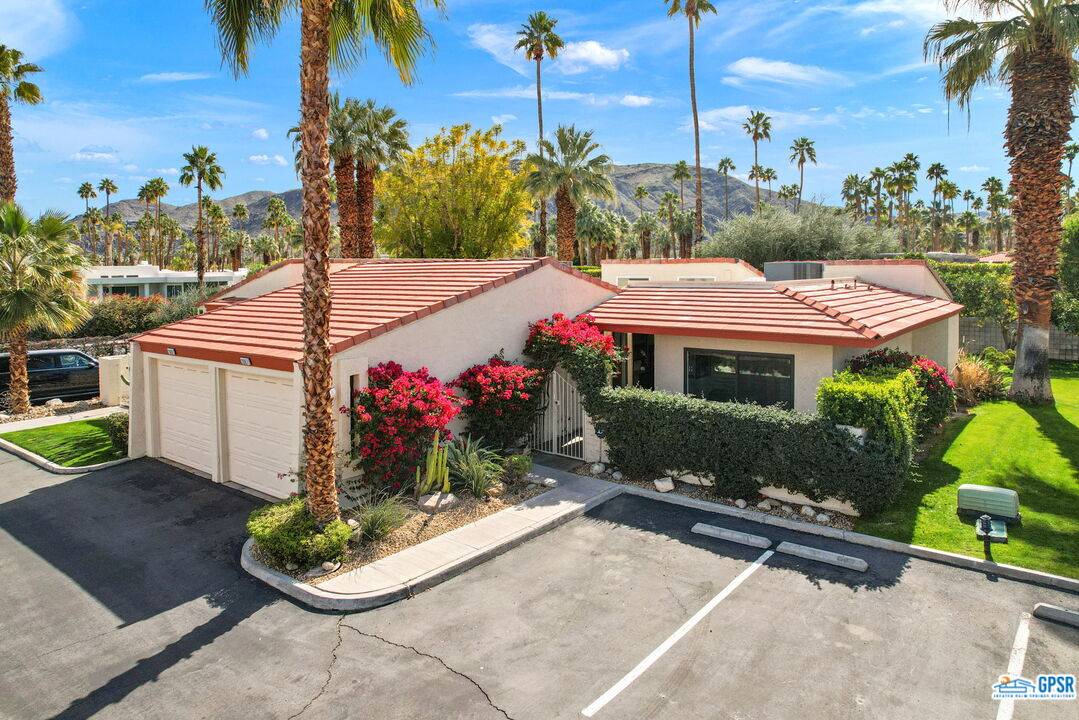 Palm Springs, CA 92264,2097 S Caliente Dr