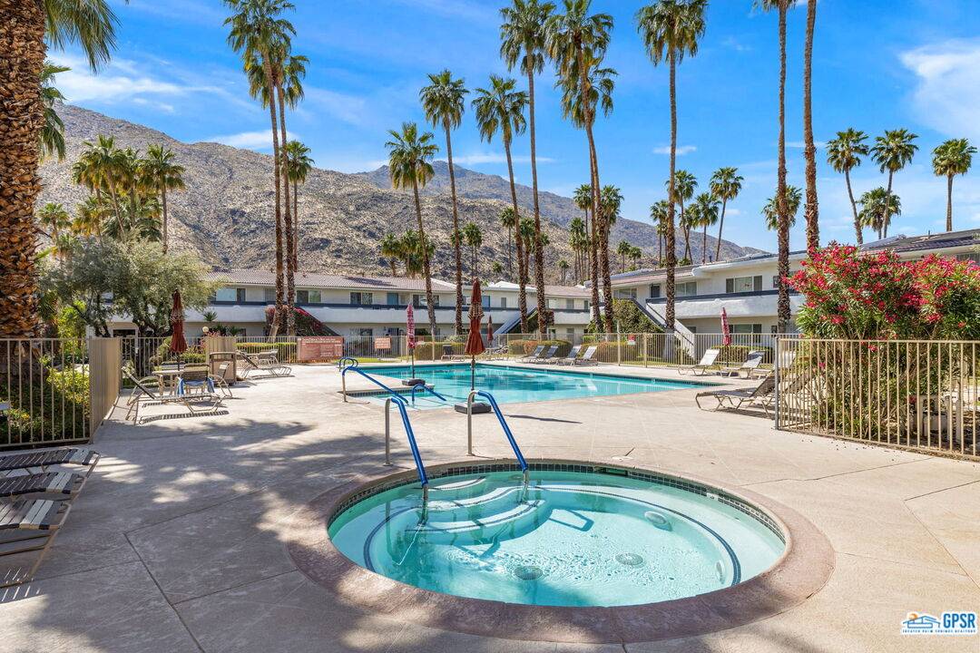 Palm Springs, CA 92264,1900 S Palm Canyon Dr #41