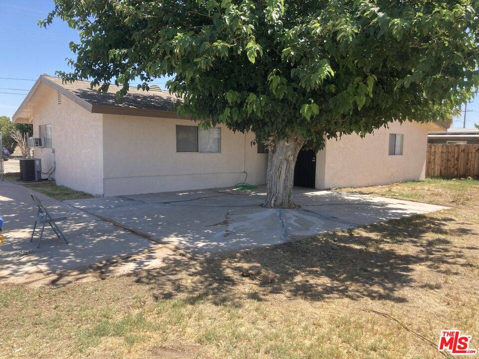 Blythe, CA 92225,840 E 14th Ave