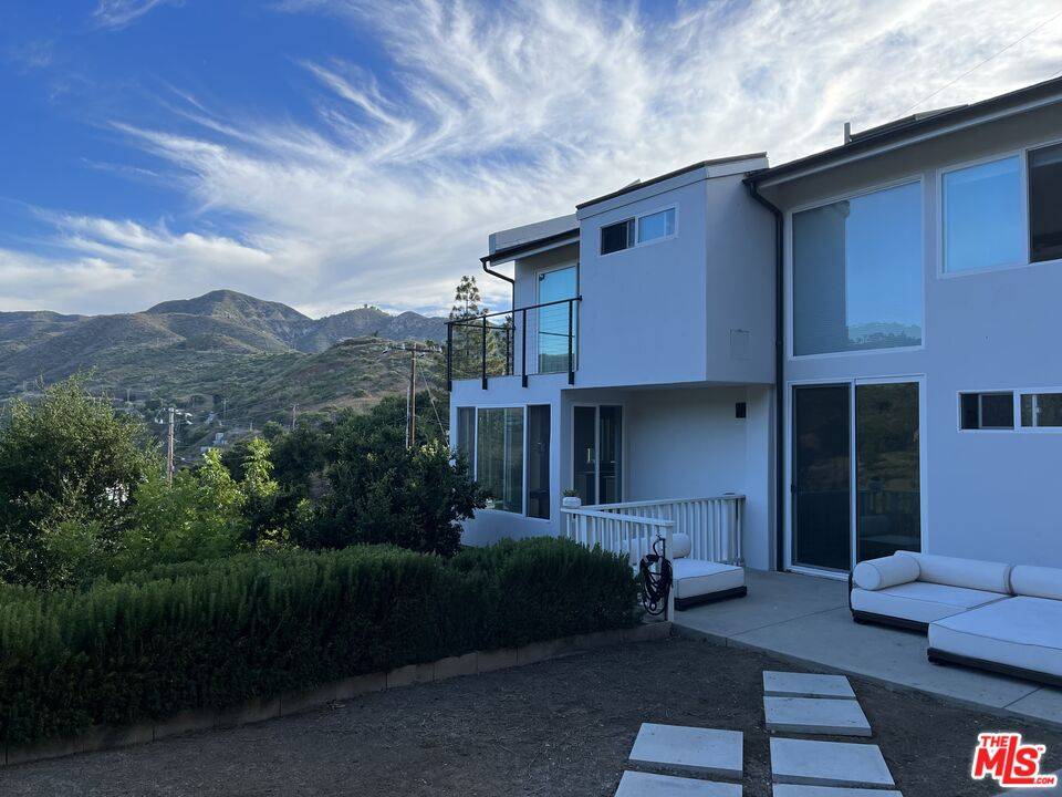 Malibu, CA 90265,4247 Ocean View Dr