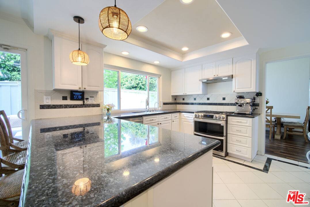 Laguna Hills, CA 92653,52 Carriage Hill Ln