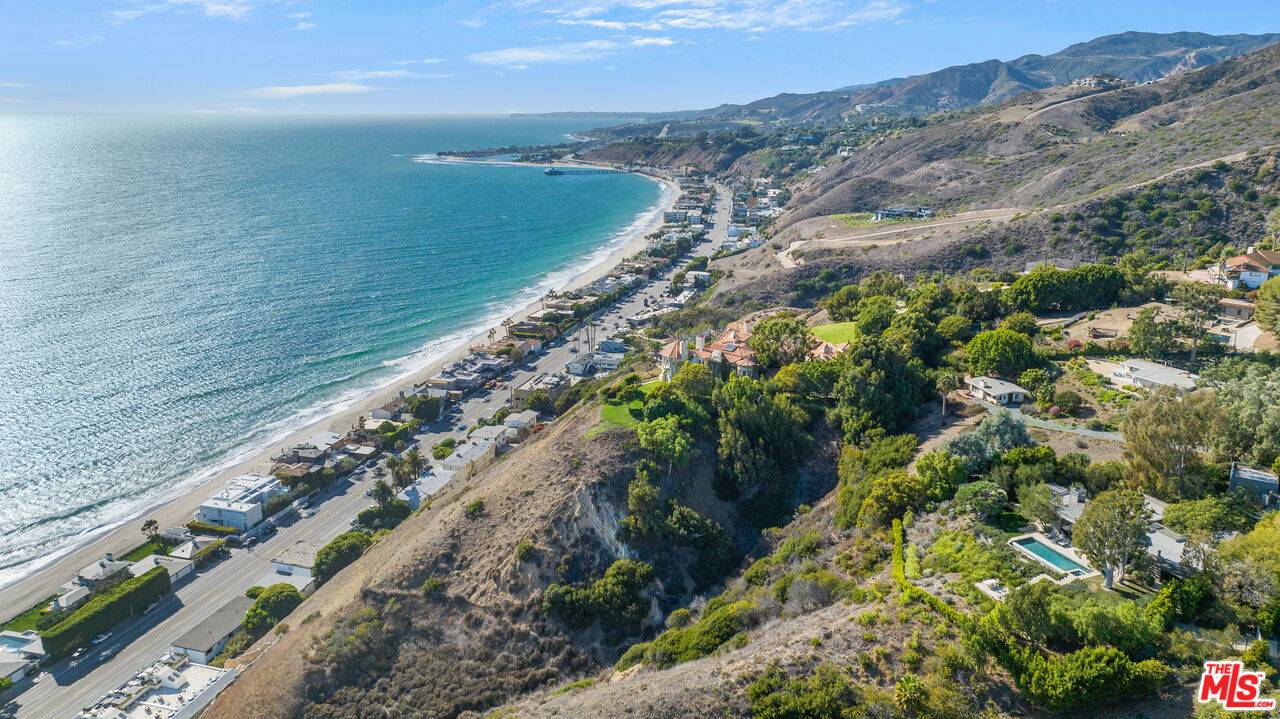 Malibu, CA 90265,22575 Carbon Mesa Rd