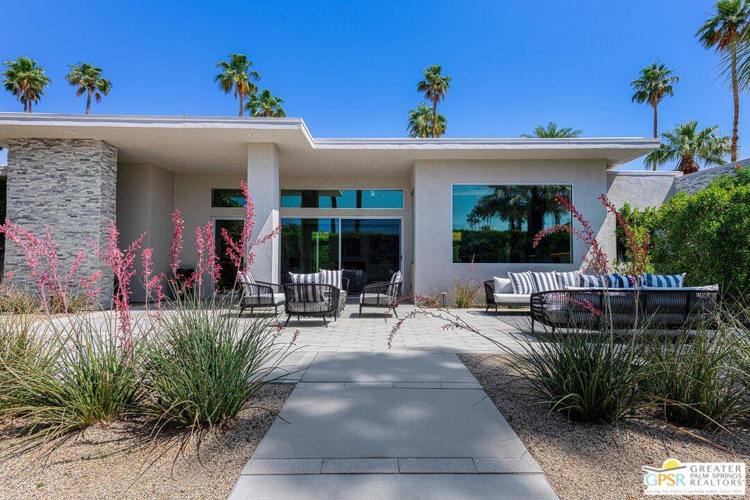 Palm Springs, CA 92262,372 Camino Norte