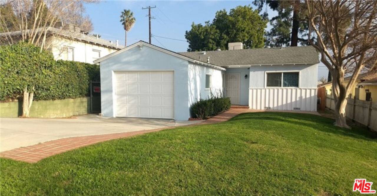 Sylmar, CA 91342,13304 Dyer St