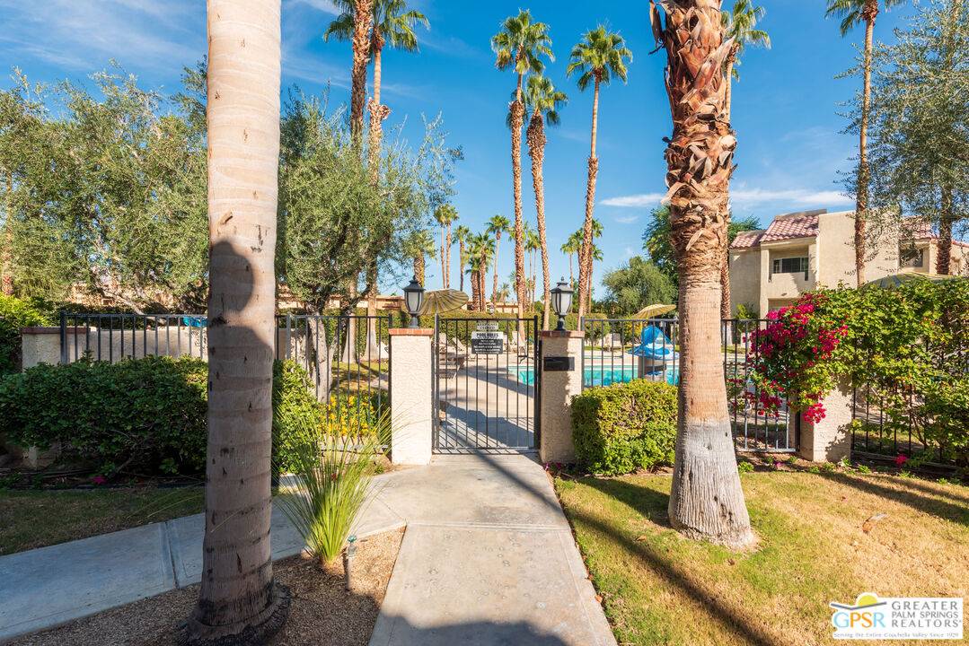 Palm Springs, CA 92264,2700 Lawrence Crossley Rd #81