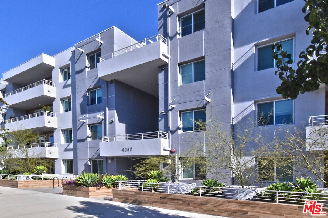 Studio City, CA 91604,4240 Laurel Canyon Blvd #307