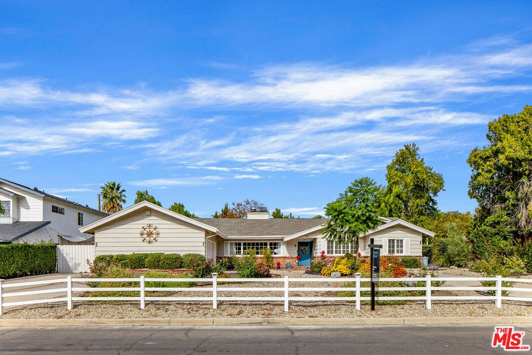 Sherwood Forest, CA 91325,18043 Sunburst St