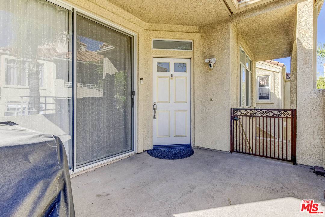 Corona, CA 92882,1150 San Nicolas Ct #203