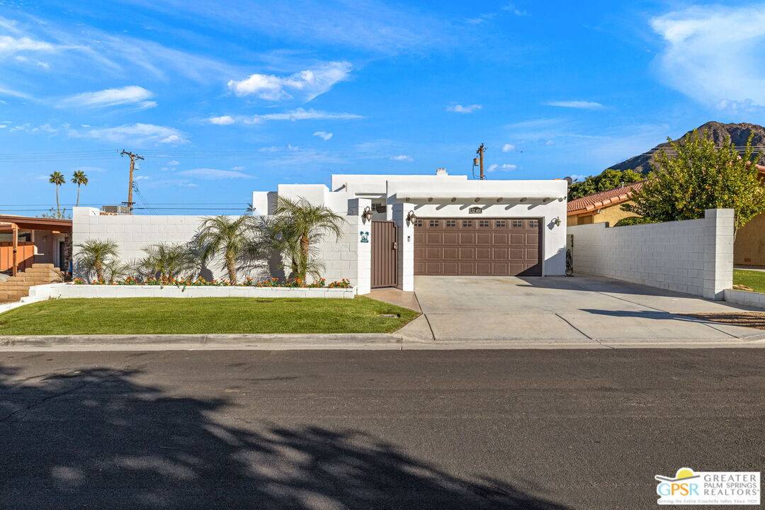 La Quinta, CA 92253,52400 Avenida Villa