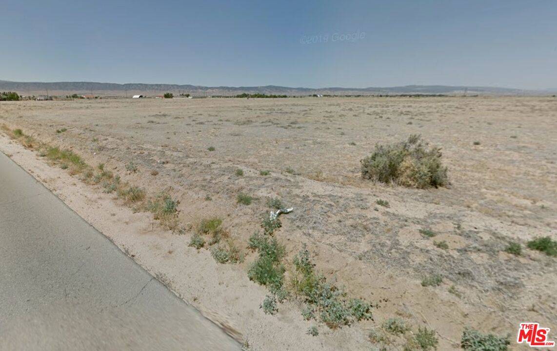 Antelope Acres, CA 93536,46121 70th St W