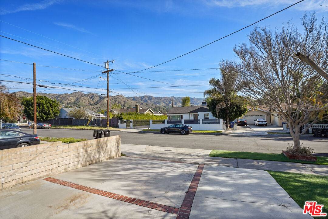 Sun Valley, CA 91352,7651 Delia Ave