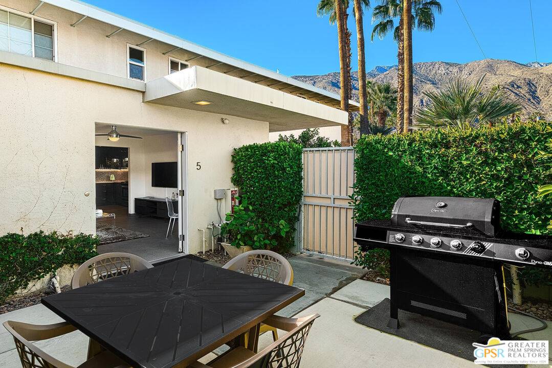 Palm Springs, CA 92262,155 W Hermosa Pl #5