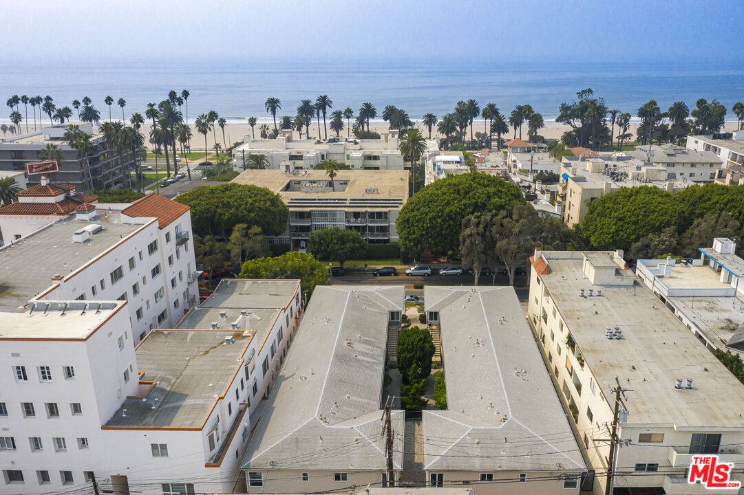 Santa Monica, CA 90403,943 2nd St