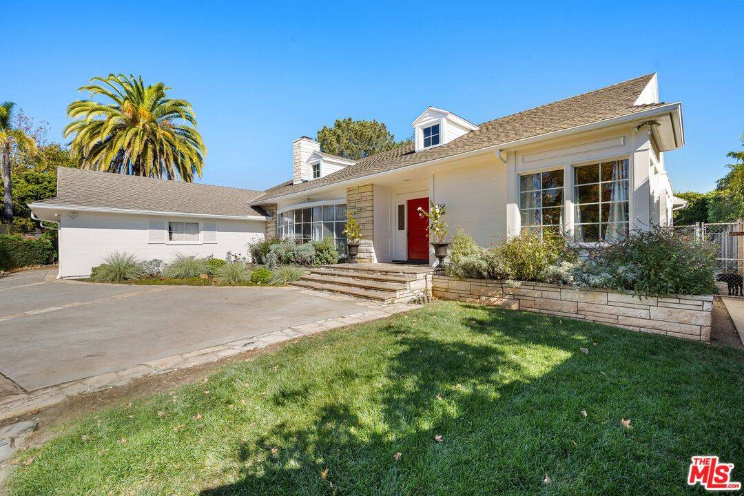 Pacific Palisades, CA 90272,1300 Capri Dr