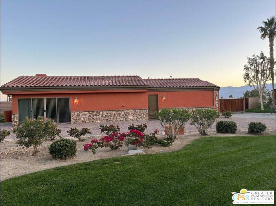 Coachella, CA 92236,44468 Masson Dr