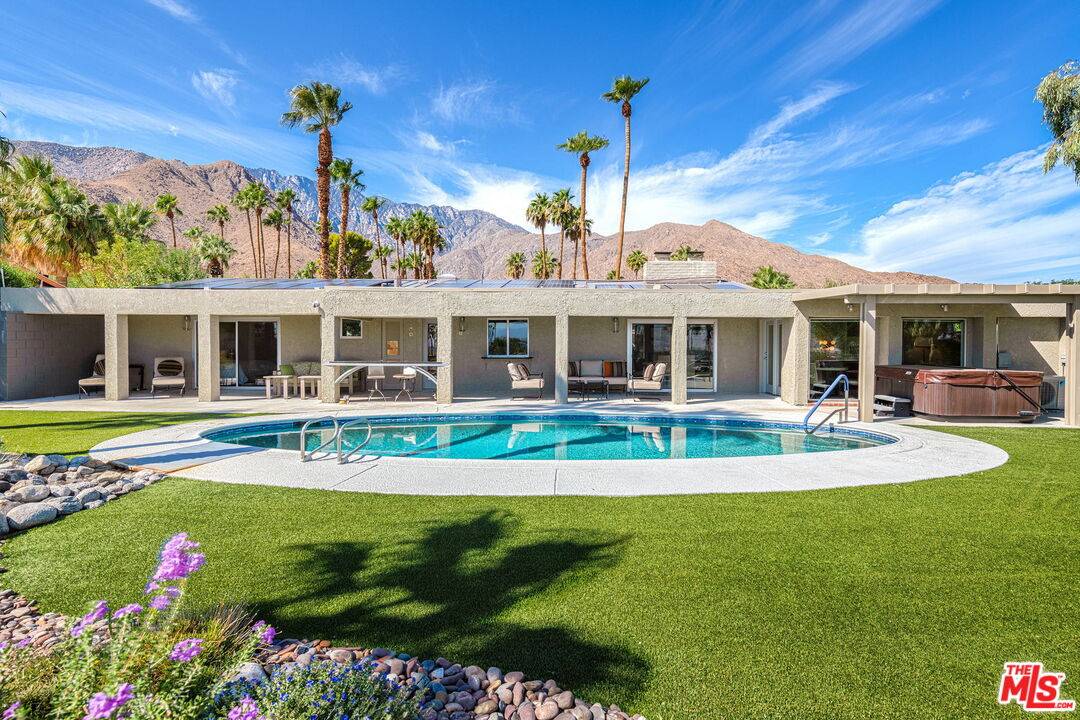 Palm Springs, CA 92262,2400 N Milo Dr