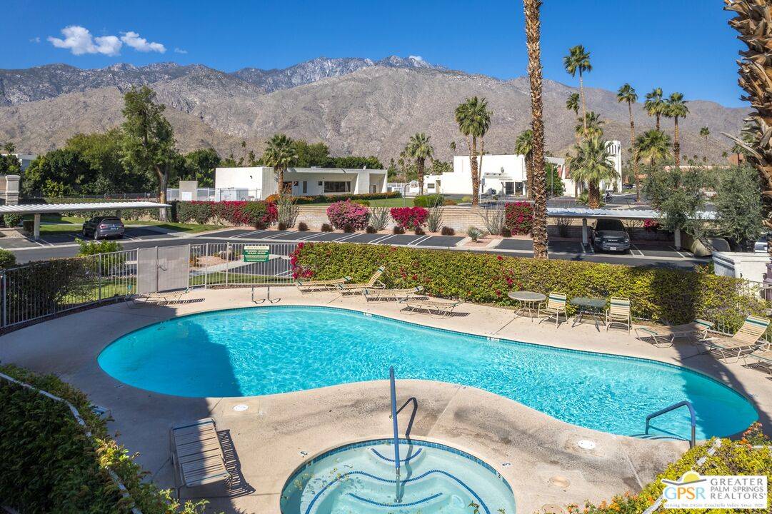 Palm Springs, CA 92264,2001 E Camino Parocela #Q123