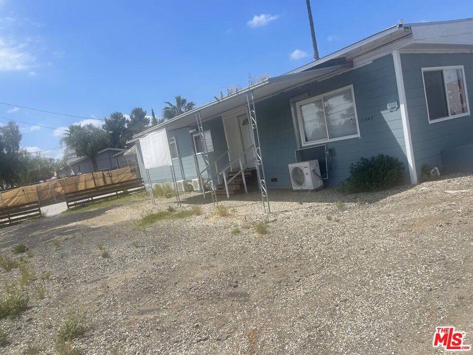 Perris, CA 92570,21444 Vista Caballero