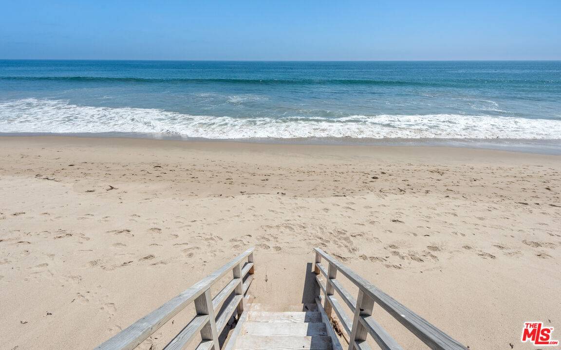 Malibu, CA 90265,23450 Malibu Colony Rd