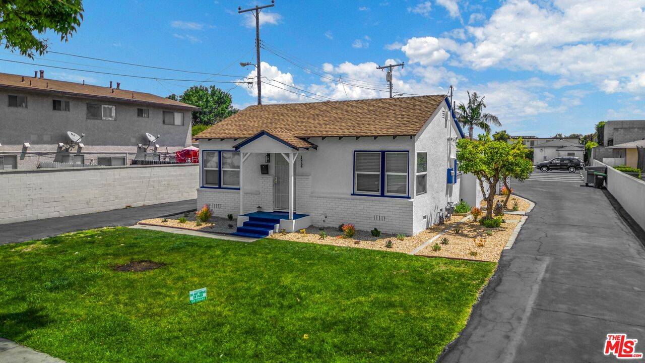 Bellflower, CA 90706,15746 Ryon Ave