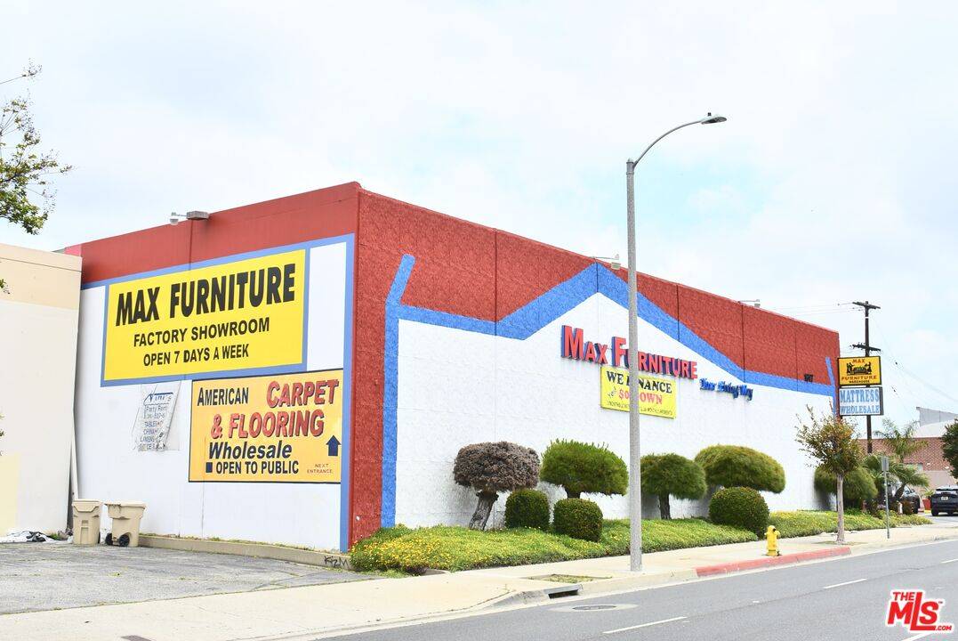 Gardena, CA 90249,1617 W Rosecrans Ave