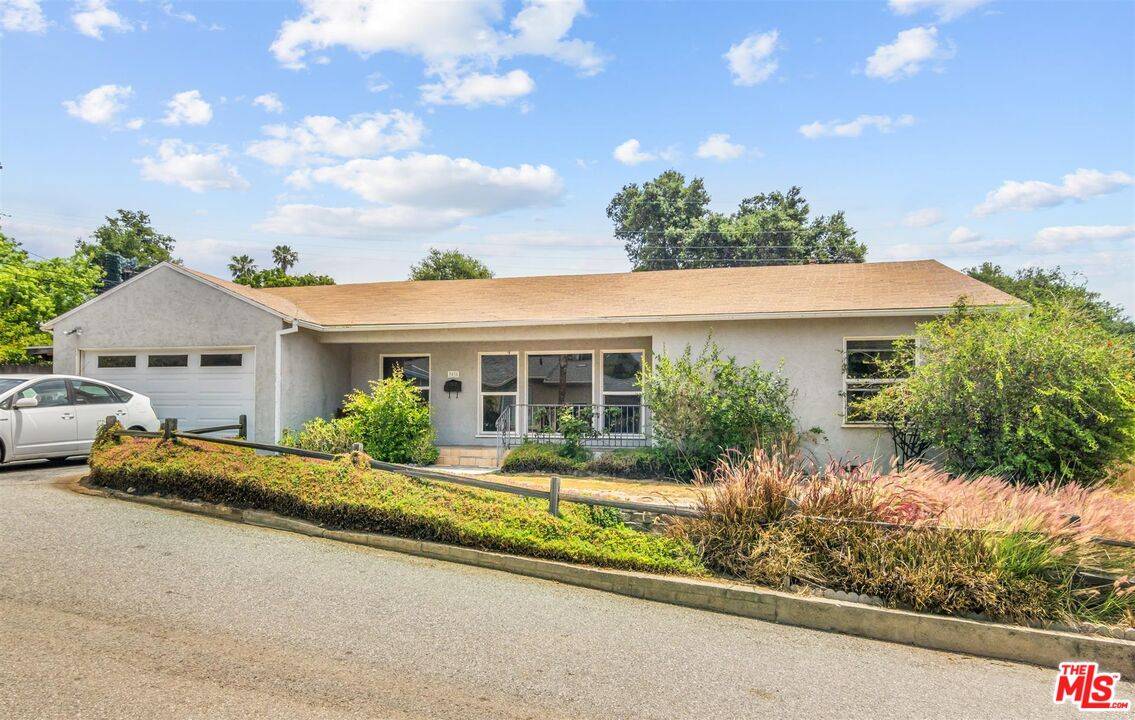 Altadena, CA 91001,3038 Calanda Ave