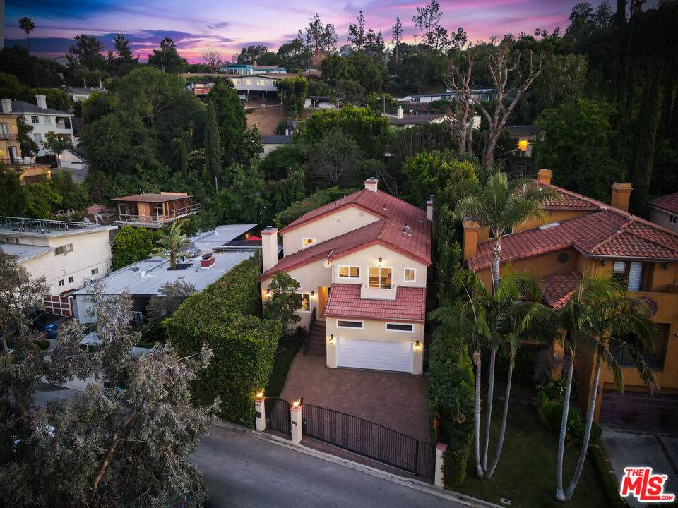 Hollywood Hills, CA 90068,3413 Oak Glen Dr