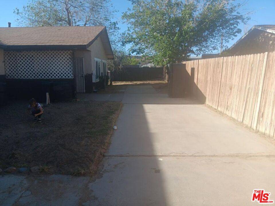 Adelanto, CA 92301,11560 Sage St