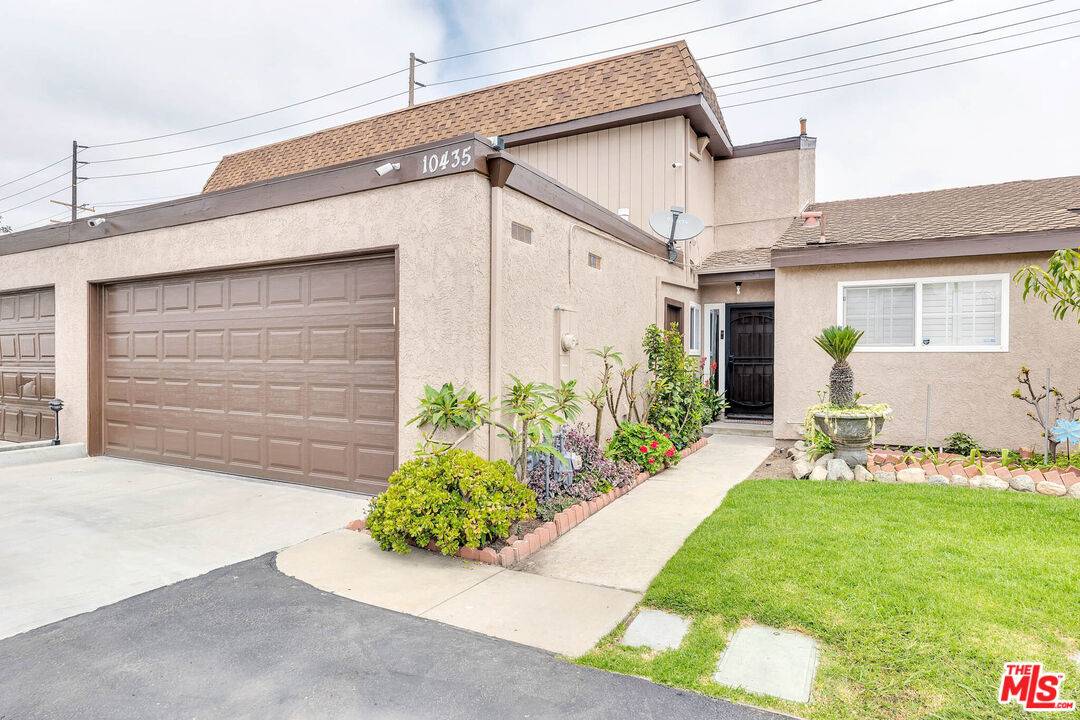 Westminster, CA 92683,10435 Neal Dr