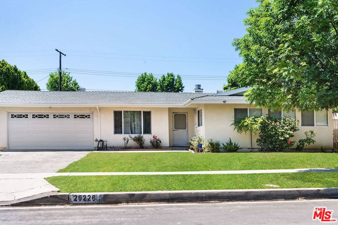 Chatsworth, CA 91311,20226 Labrador St