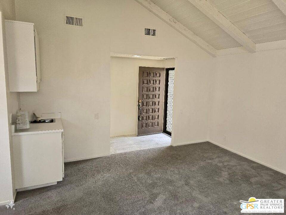 Palm Springs, CA 92264,2545 S Gene Autry Trl #E