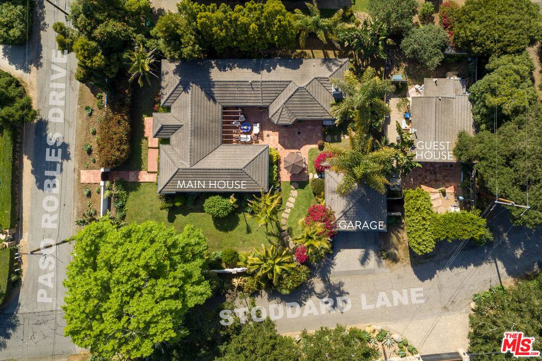 Santa Barbara, CA 93108,588 Paso Robles Dr