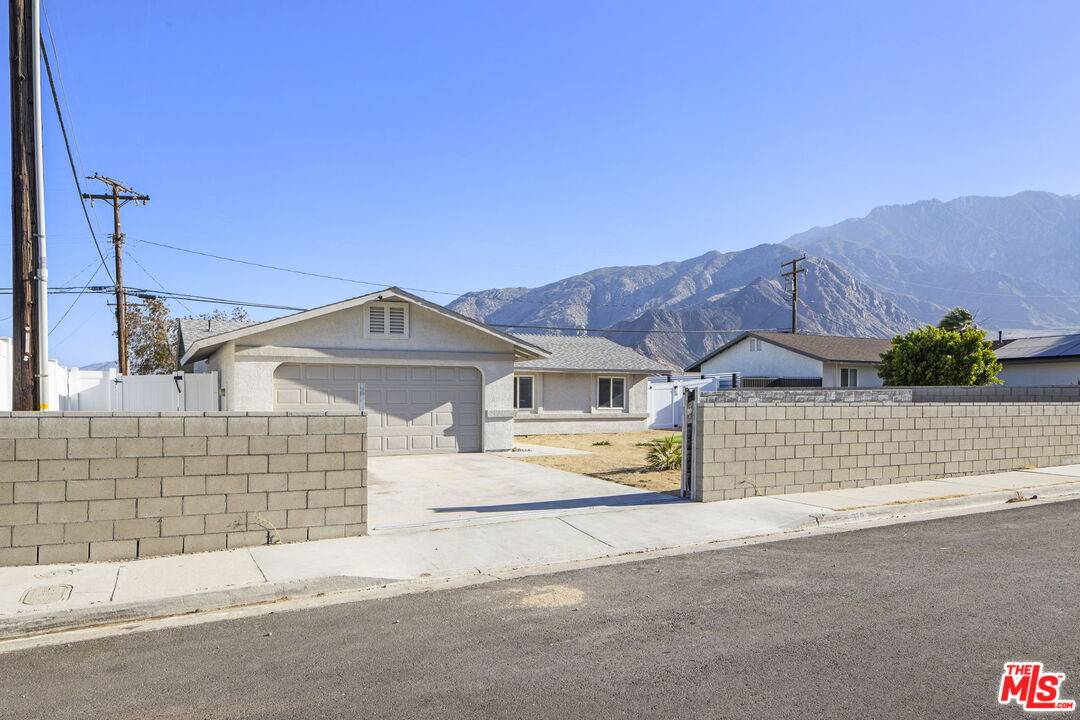 Palm Springs, CA 92262,373 W Avenida Cerca