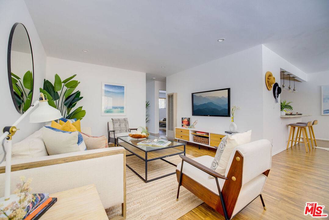 Santa Monica, CA 90404,2234 Virginia Ave #1