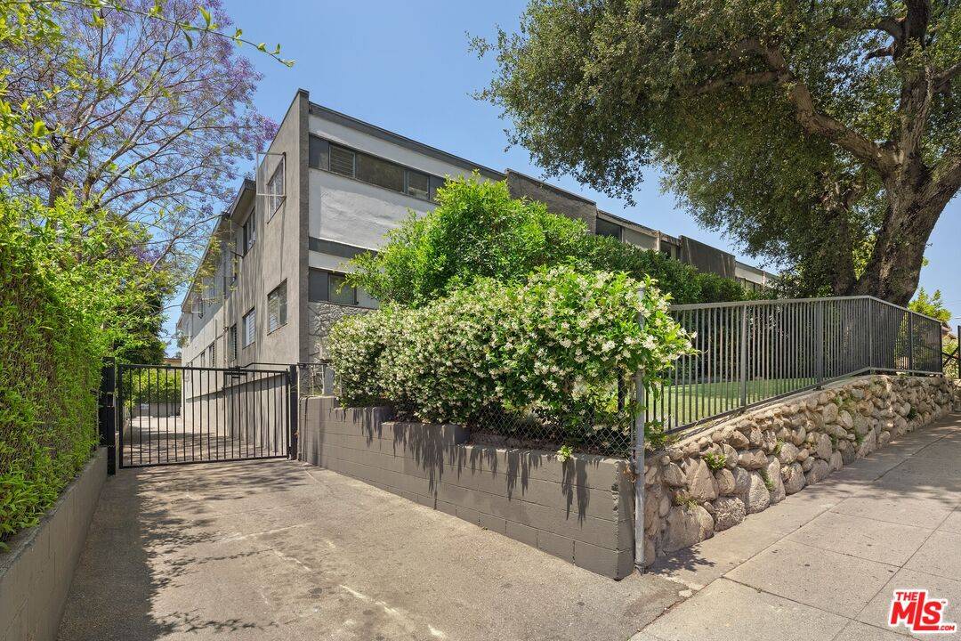 Los Angeles, CA 90042,144 S Avenue 55