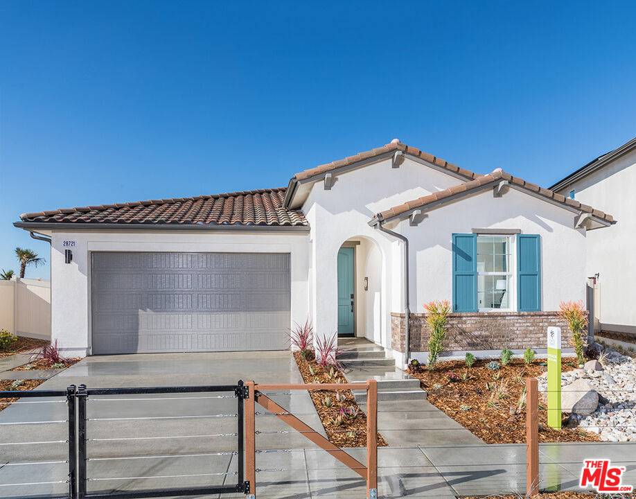 Santa Clarita, CA 91350,18146 Azul Way