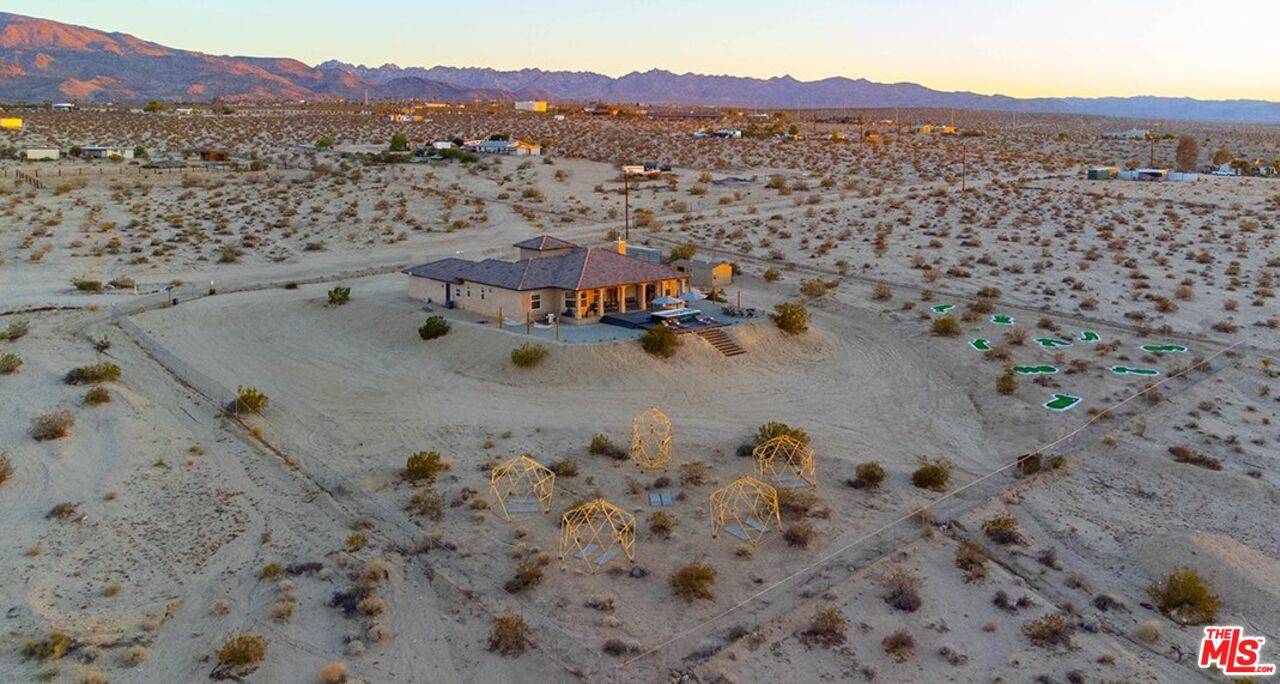 Twentynine Palms, CA 92277,71638 Laura Ln