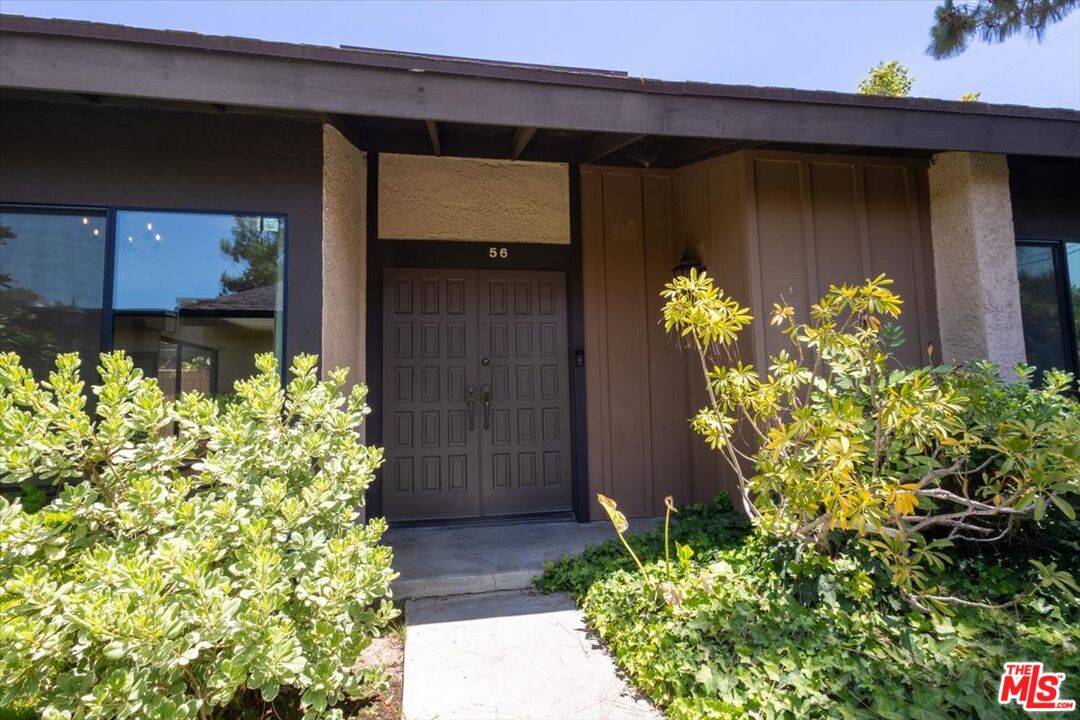 Winnetka, CA 91306,20027 Community St #56