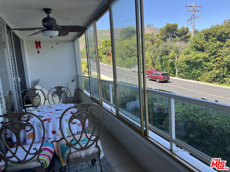 Rancho Palos Verdes, CA 90275,32709 Seagate Dr #105